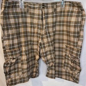 Men’s Eddie Bauer Shorts Size 42